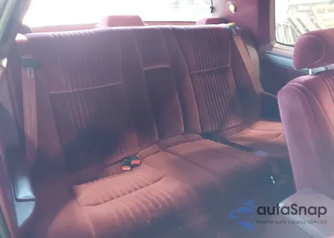 1992 Mercury Cougar Ls z USA, uszkodzony, nr VIN 1MEPM6045NH646487